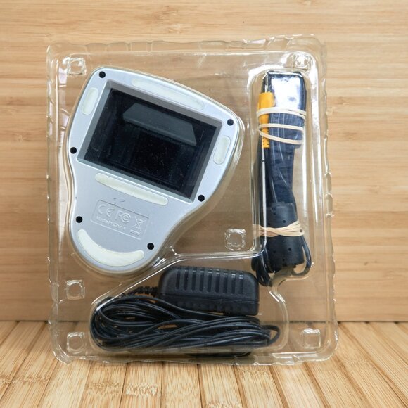 Carson DR-200 ezRead Visual Aide Magnifier - Picture 3 of 8